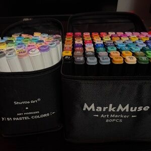 MarkMuse and Shuttle Art Marker Set